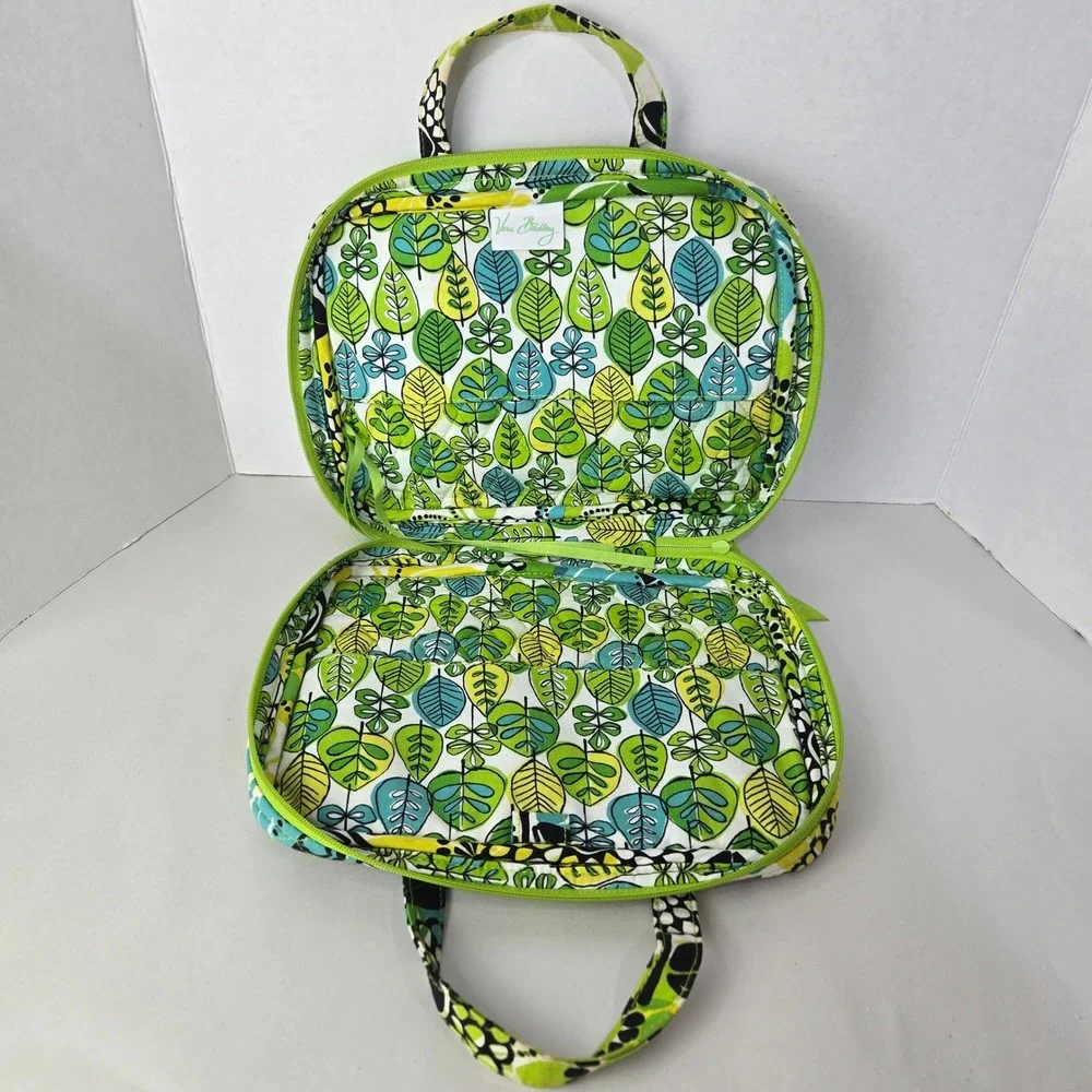 Vera Bradley Cosmetic Bag Medium Green Limes Up Floral Quilted Travel Case #1101